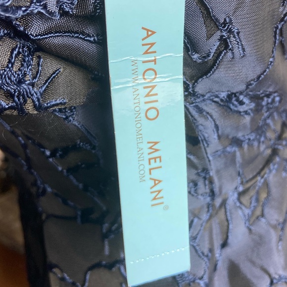 1 Antonio Melani dress.
BLACK FRIDAY DEALS CHECK OUT MY CLOSET - Picture 7 of 11